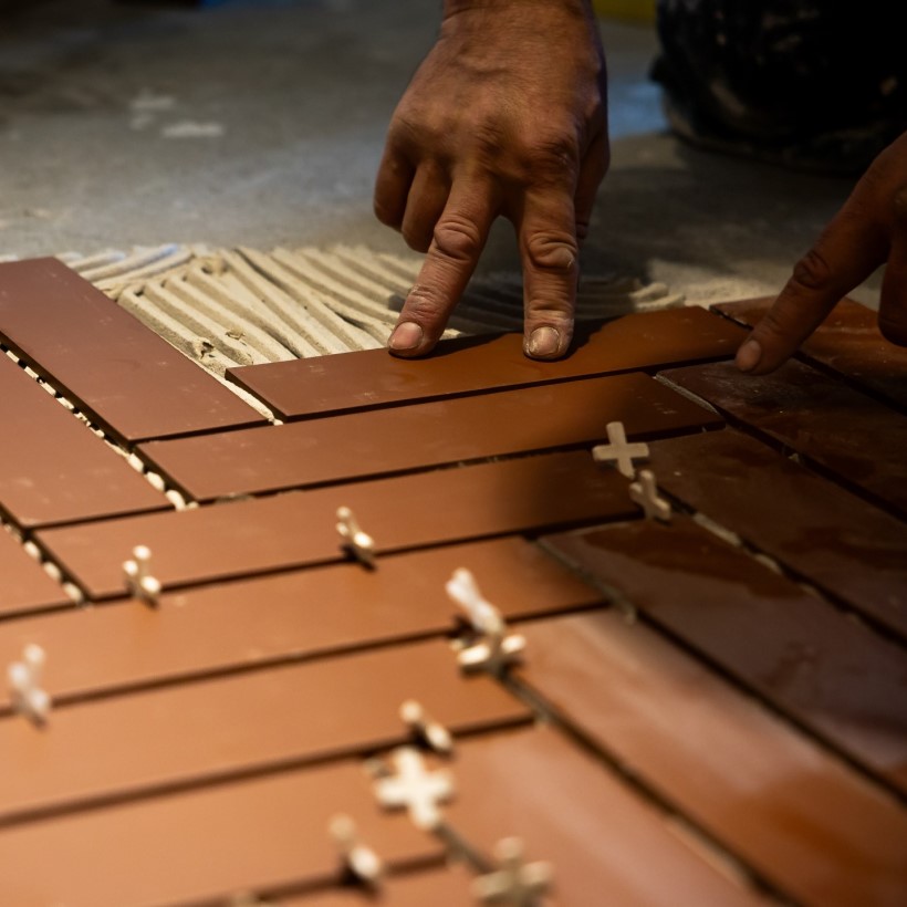 Крестики для укладки плитки: как выбрать и использовать